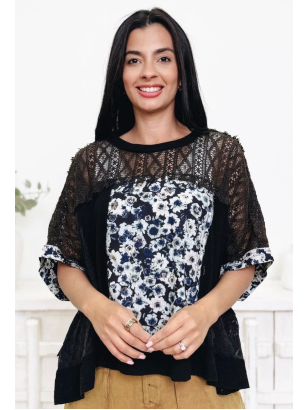 Women's POL Black Floral Lace Knit Blouse M